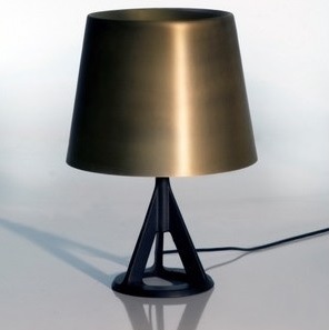 Lampe de table design Base DezignLover.com